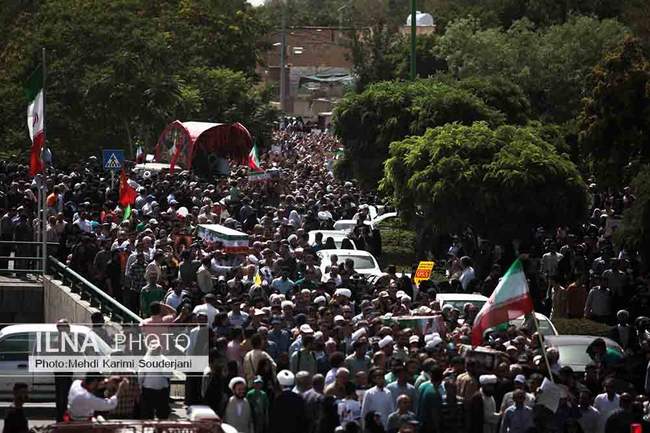 راهپیمایی خشم و نصر و تشییع شهدا در اصفهان