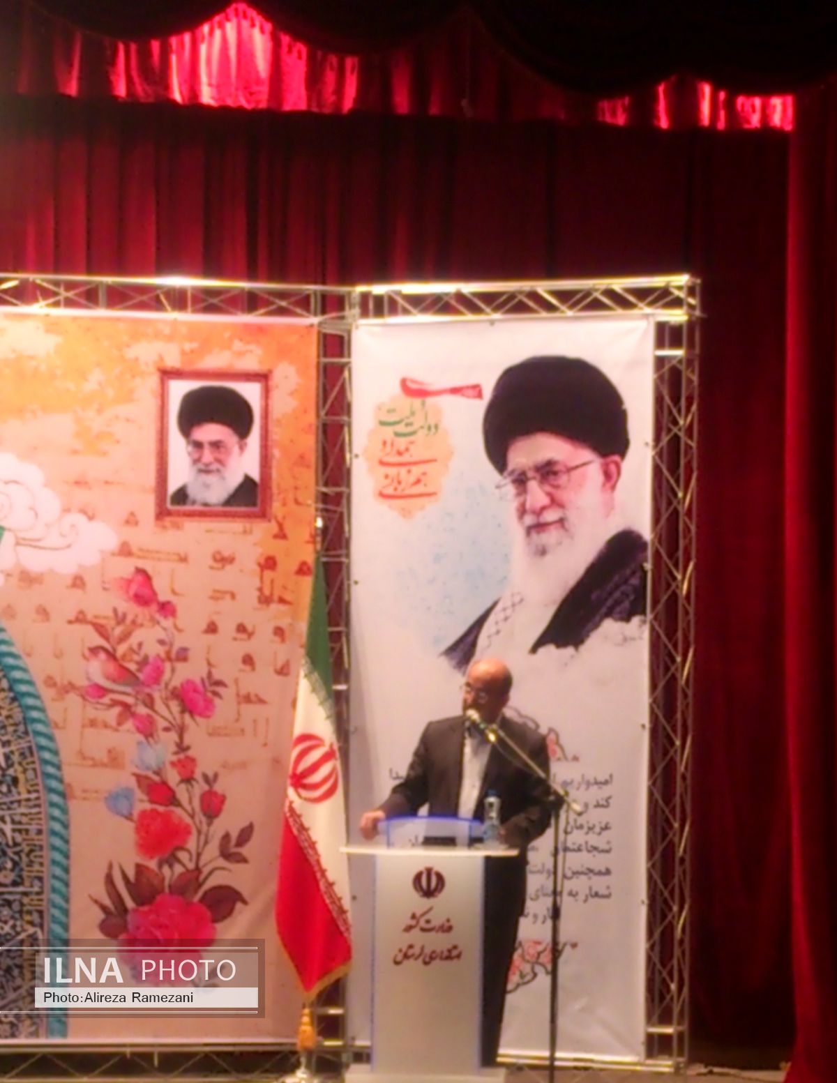 تنگ کردن دایره دینداری سبب گریز جوانان می‌شود