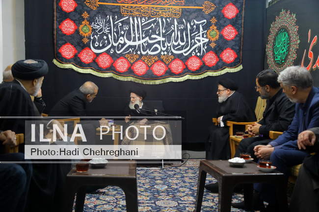 دیدار رئیس‌جمهور با علما و مراجع عظام در سفر به قم