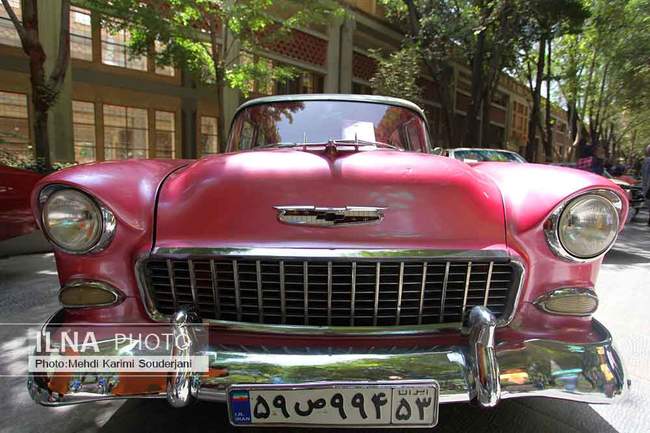 نمایش ماشینهای کلاسیک در اصفهان 