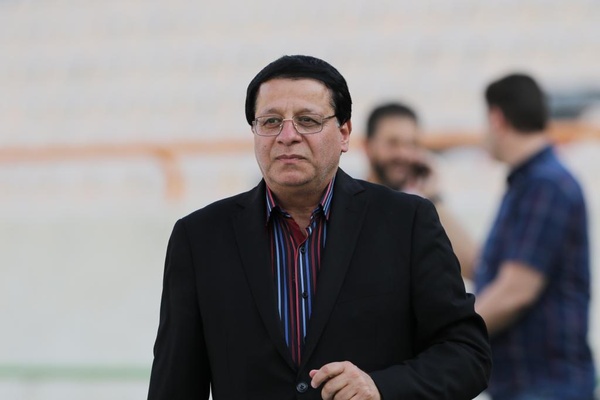 توضیحات محمدرضا ساکت در مورد قطع همکاری با نویدکیا و انتخاب سرمربی جدید سپاهان (ویدیو)
