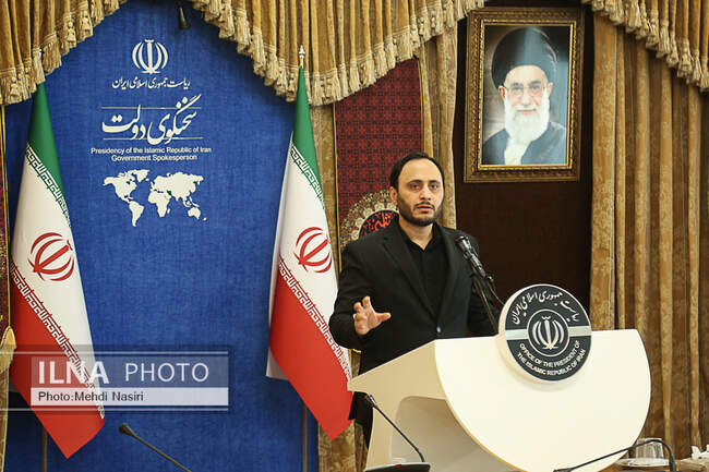  علی بهادری جهرمی