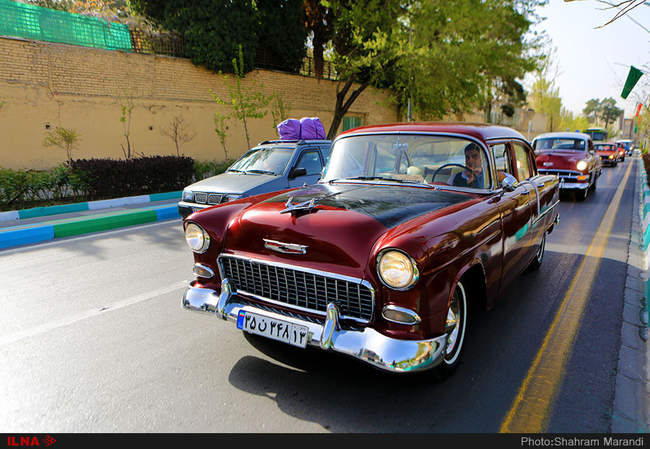 اولین رالی خودروهای کلاسیک در اصفهان