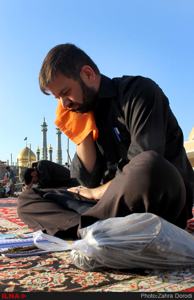 دعای عرفه در قم - حرم حضرت معصومه(س)