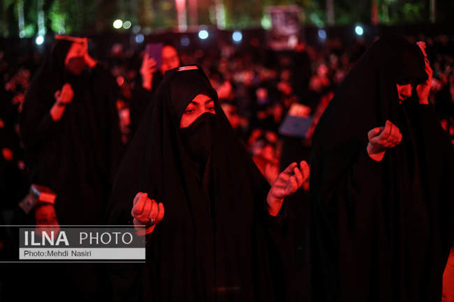مراسم احیای شب بیست و یکم رمضان در ستاد فرماندهی انتظامی تهران بزرگ