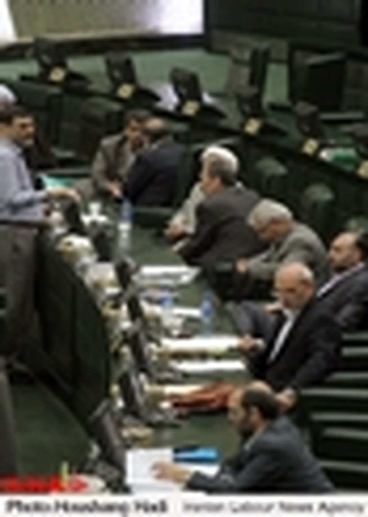 علوی، نجفی، فانی و میرزاده به کمیسیون آموزش می‌روند