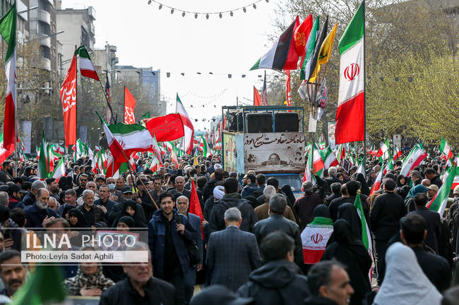 مراسم تشییع پیکر مطهر شهدای ناوشکن دنا / 1
