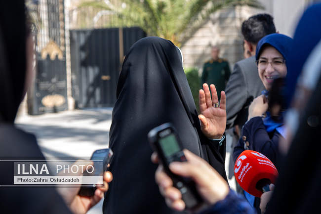 حاشیه جلسه هیات دولت - ۲۳ مهر