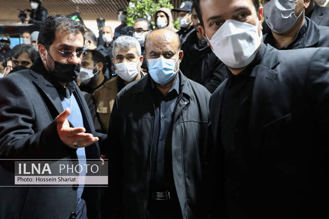 تدفین سه شهید گمنام در عرصه میدان شهدای مشهد