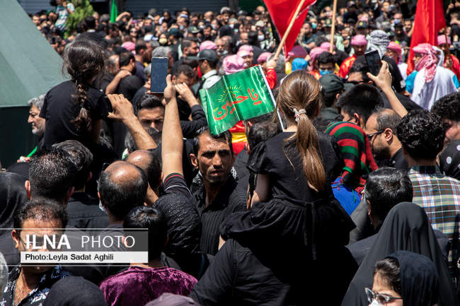 آئین خیمه سوزان ظهر عاشورا در بازار تهران