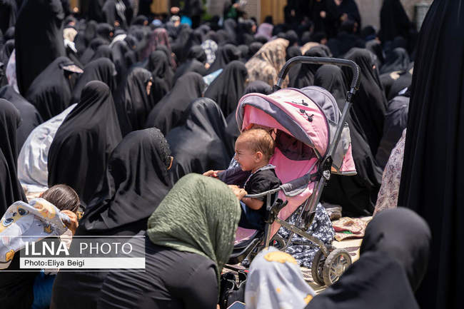 نماز ظهر عاشورا در قزوین