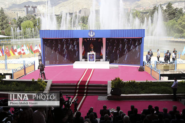 افتتاحیه بیست‌وهشتمین نمایشگاه بین‌المللی نفت، گاز، پالایش و پترو�