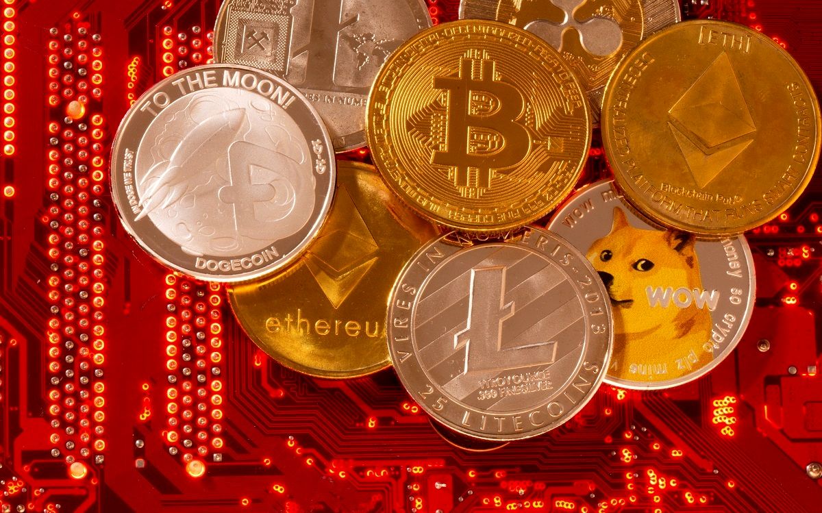 قیمت بیت کوین و ارز‌های دیجیتال امروز جمعه ۱۸ اردیبهشت ۱۴۰۵ + جدول 