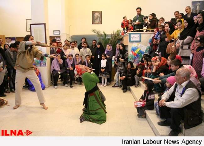 حاشیه های برگزاری بیستمین جشنواره بین المللی تئاتر کودک و نوجوان همد