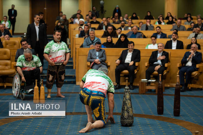 آیین تجلیل از قهرمانان سرافراز پارالمپیک ایران با حضور پزشکیان و دنی