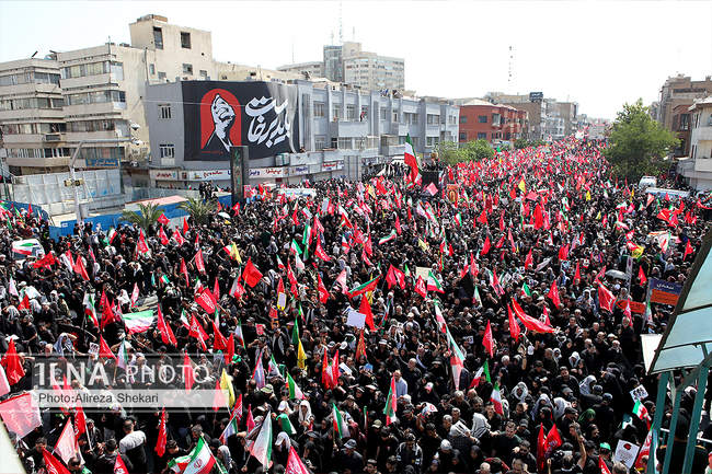 مراسم تشییع پیکر مطهر رهبر شهید انقلاب / 2