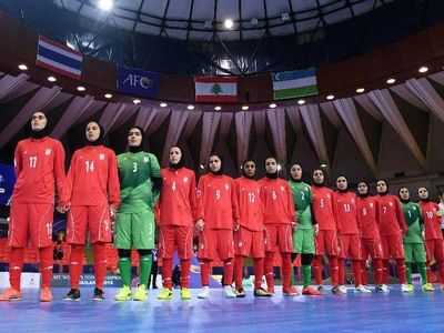 سرمربی غیر رسمی آقا در تیم فوتسال بانوان