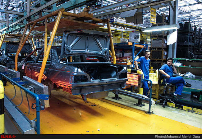 بازدید خبرنگاران از خط تولید ایران خودرو و رونمایی از خودرو هایما
