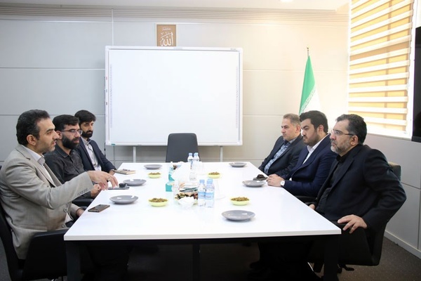 مجلس از ابزار‌های نوآورانه و ظرفیت نخبگانی در امر قانونگذاری و نظارت بر حسن اجرای قوانین کمک بگیرد