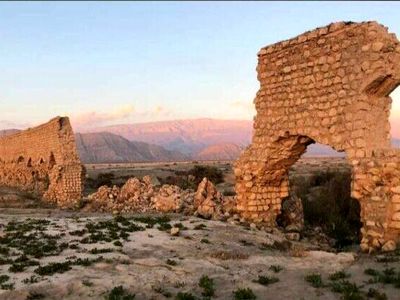 ضرورت  پیگیری مرمت پل آبرسان اهل در  لامرد فارس/ بخشی از این پل در بارندگی اخیر از بین رفت