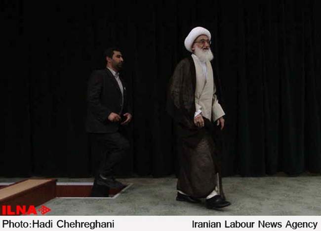 رونمایی از کتاب دانشنامه فاطمی