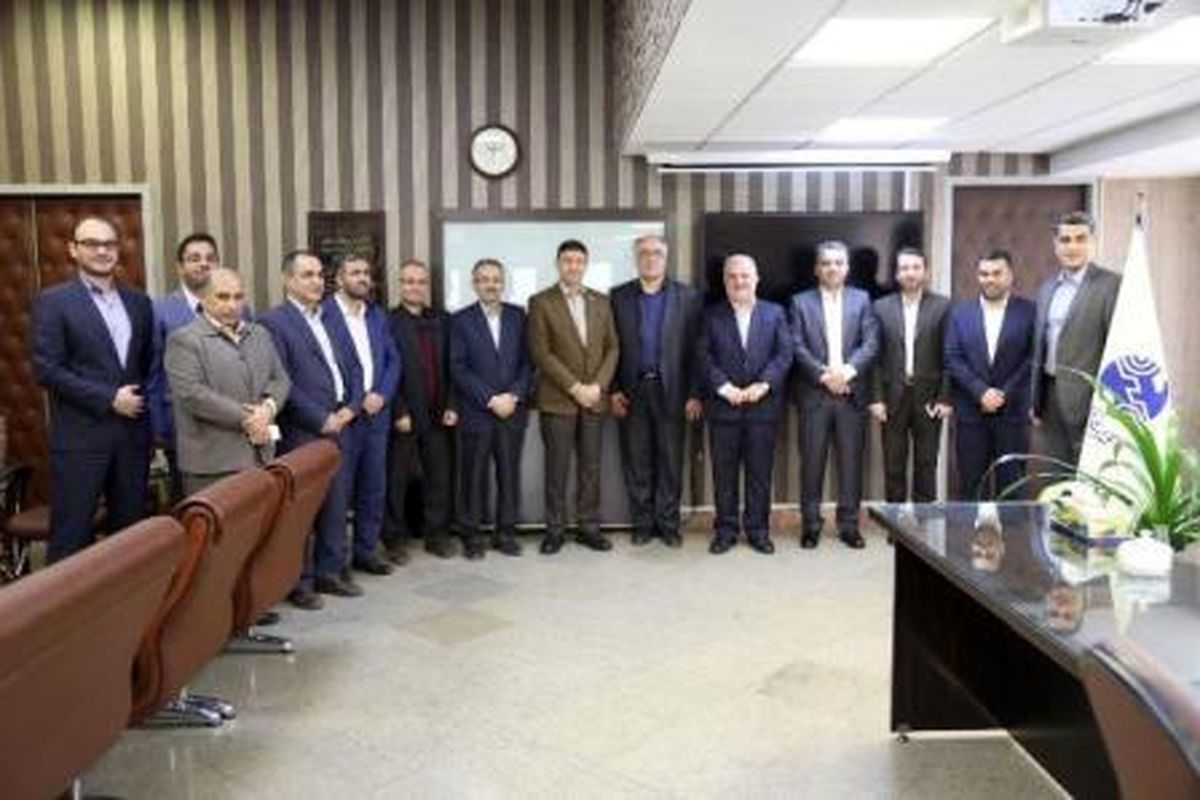 راهکارهای همکاری مشترک شهرداری رشت و مخابرات گیلان بررسی شد