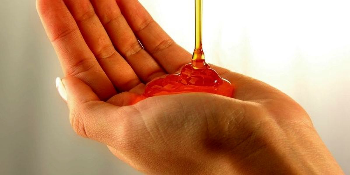 برای جلوگیری از ریزش مو چه شامپویی بخریم؟