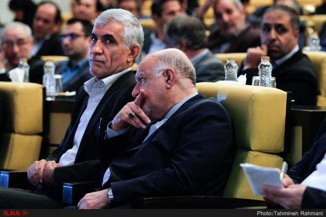 امضای قرارداد طرح توسعه حمل‌ و نقل ریلی درون شهری 