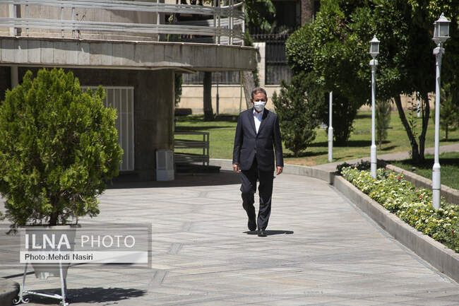  اسحاق جهانگیری