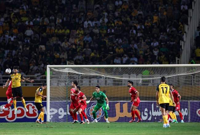 گزارش تصویری دیدار سپاهان و پرسپولیس