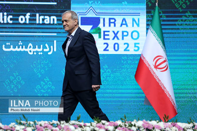 افتتاحیه نمایشگاه توانمندی‌های صادراتی ایران با حضور رییس جمهور