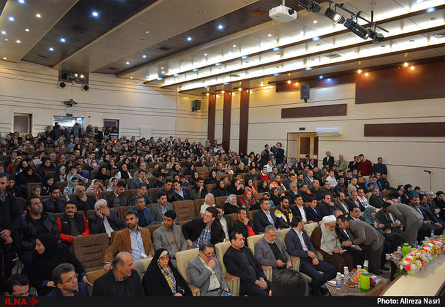 آیین تجلیل ازقهرمانان ملی و فراملی قزوین