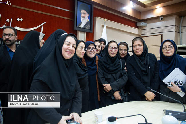 نشست خبری سخنگوی دولت با خبرنگاران قزوینی 