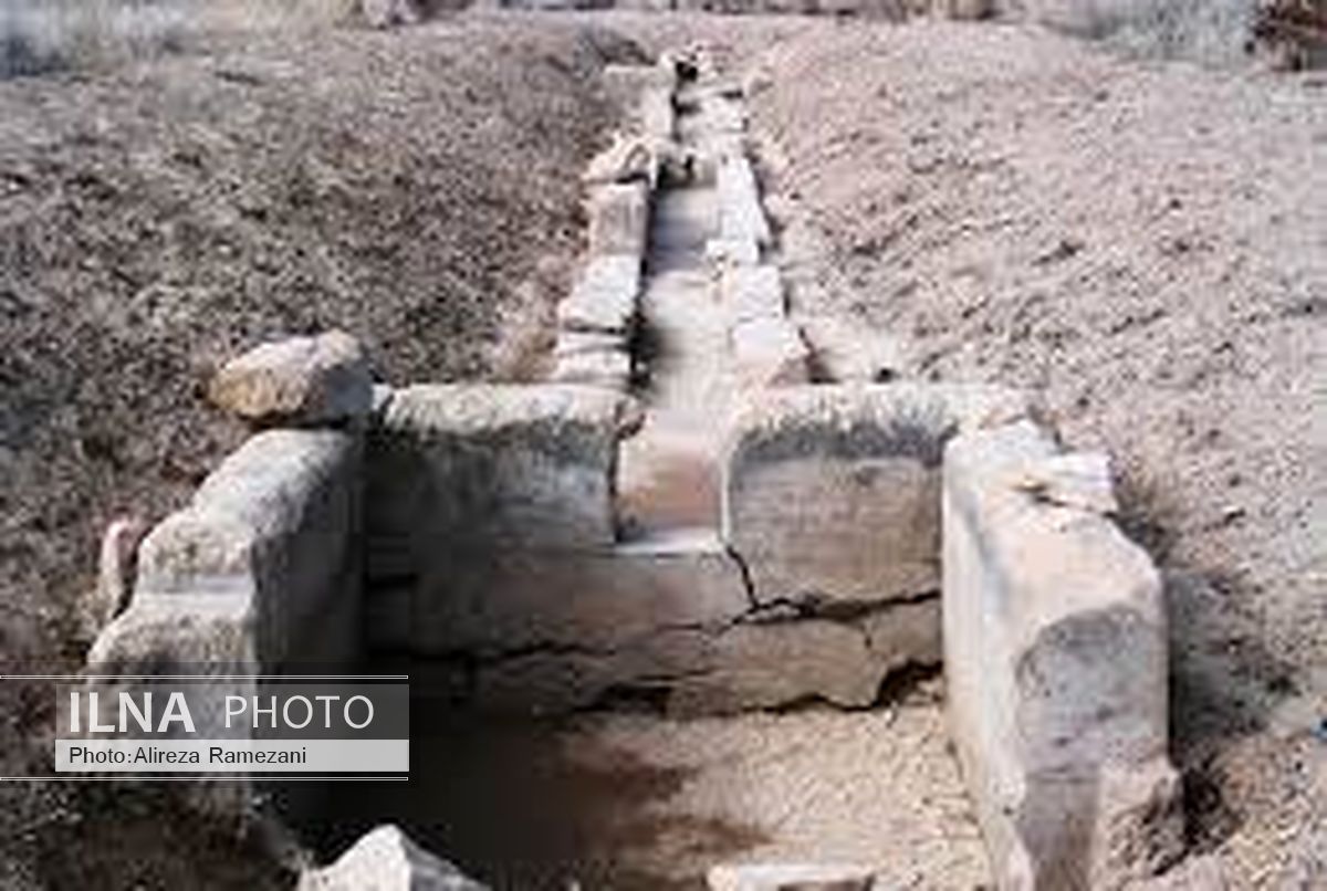 کشف و ساماندهی آبراهه‌های باغ پاسارگاد