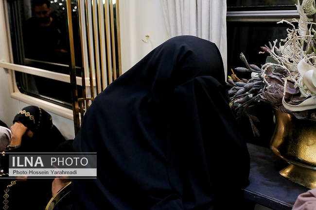 عزاداری شهادت حضرت زهرا(س) در قطار زائران رضوی