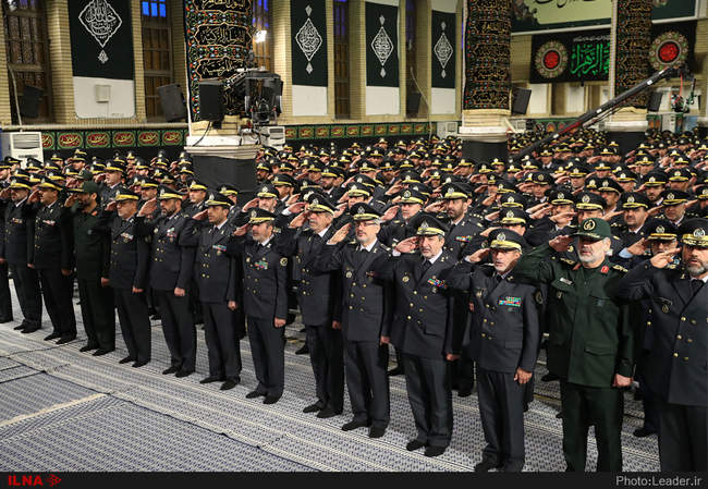 دیدار جمعی از فرماندهان، افسران، خلبانان و کارکنان نیروی هوایی ارتش 