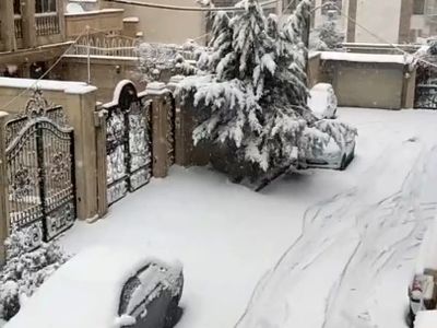 بارش برف پاییزی در تبریز + فیلم