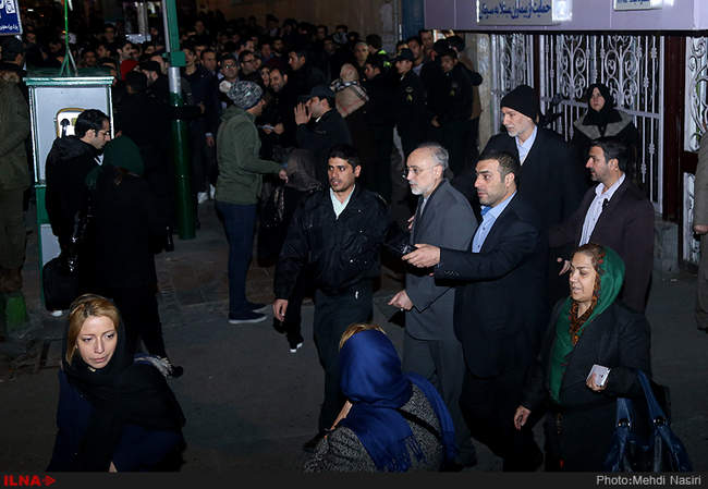 انتقال پیکر آیت الله هاشمی رفسنجانی از بیمارستان شهدای تجریش به جمار