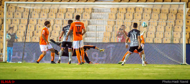 لیگ برتر فوتبال ایران جام خلیج فارس : پرسپولیس-سایپا