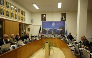 نشان مشترک دو دانشگاه تهران و علوم پزشکی تهران «نشان عالی دانش» نام گرفت