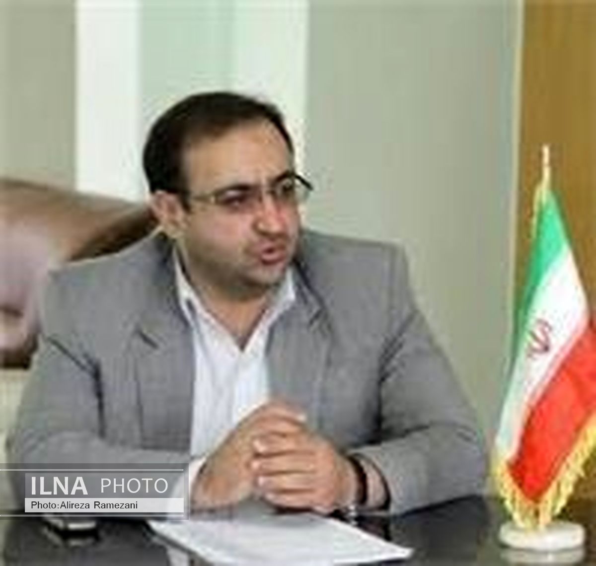 ضبط یک دستگاه تریلی حامل کالای قاچاق در شوشتر/ جریمه ی ۳۰۰ میلیون تومانی قاچاقچیان