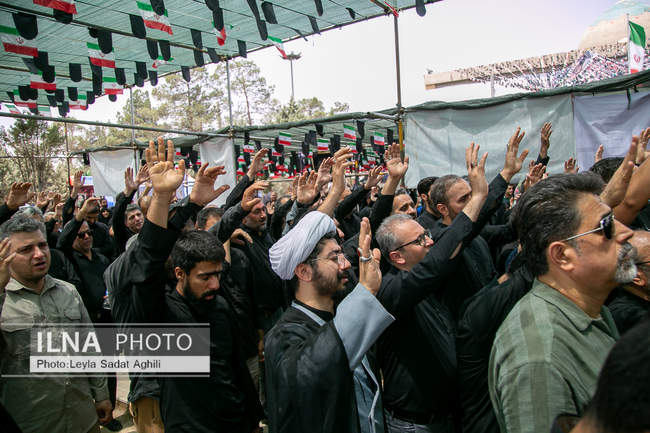 قطعه 42 نماد درد و صبر