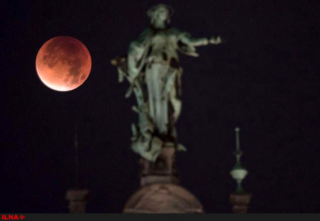 ماه گرفتگی منحصر به فرد در سرتاسر جهان