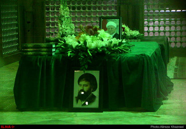 تجدید میثاق رییس‌جمهور و هیات دولت با آرمان‌های بنیانگذار انقلاب 