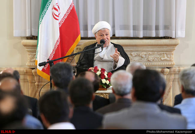 دیدار جمعی از آزادگان هشت سال دفاع مقدس با آیت‌الله هاشمی رفسنجانی