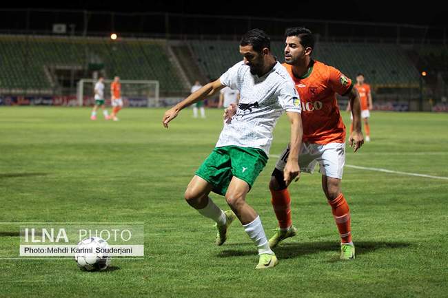 برد خانگی تیم فوتبال ذوب آهن اصفهان مقابل مس رفسنجان