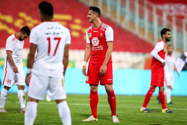 گزارش تصویری: پیروزی مقتدرانه شاگردان گل محمدی در آزادی