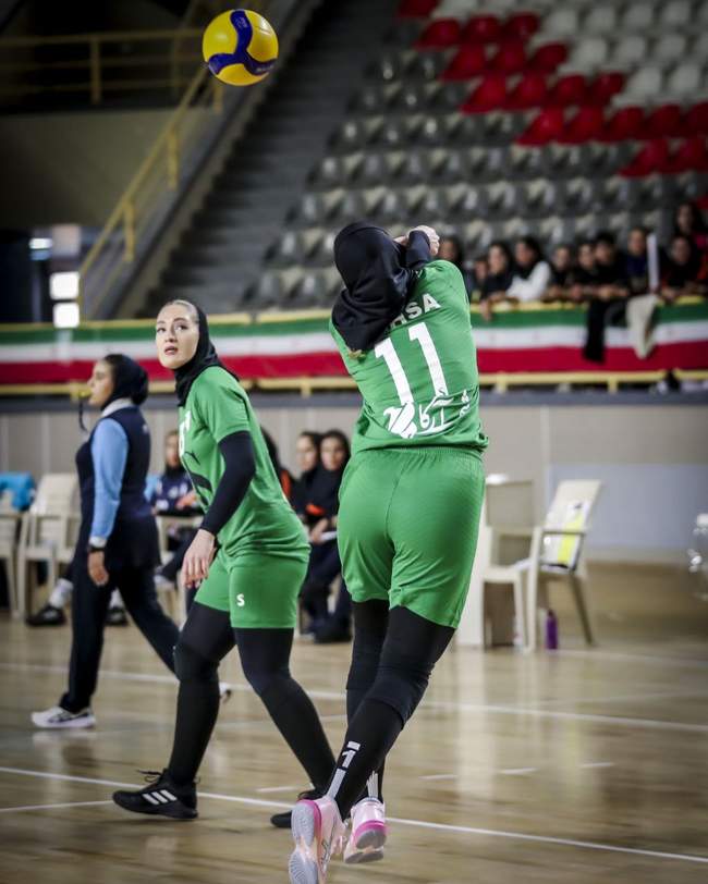 گزارش تصویری دیدار والیبال بانوان شهر آرکا و مهرگان شیراز