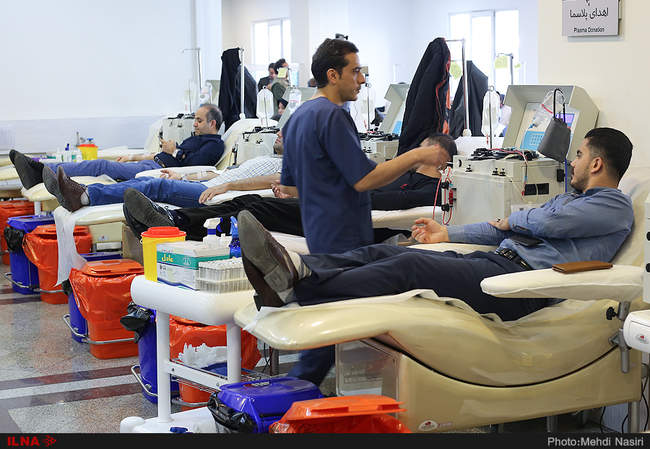 داوطلبان اهدای خون به زلزله زدگان