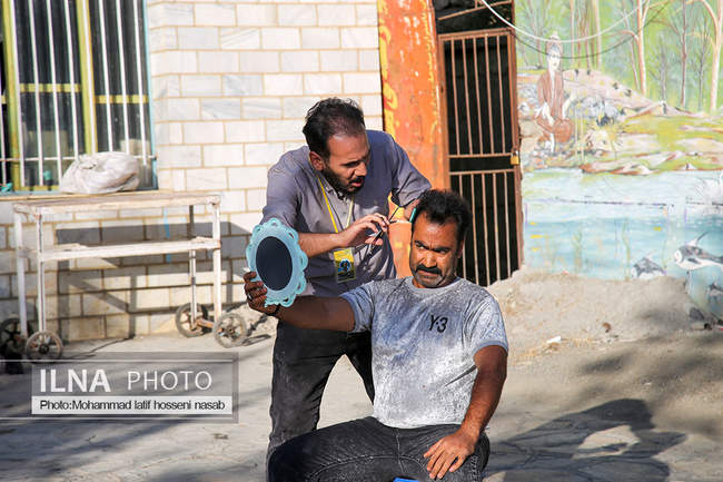  اجراهای روز اول شانزدهمین دوره جشنواره  تئاتر خیابانی مریوان-1